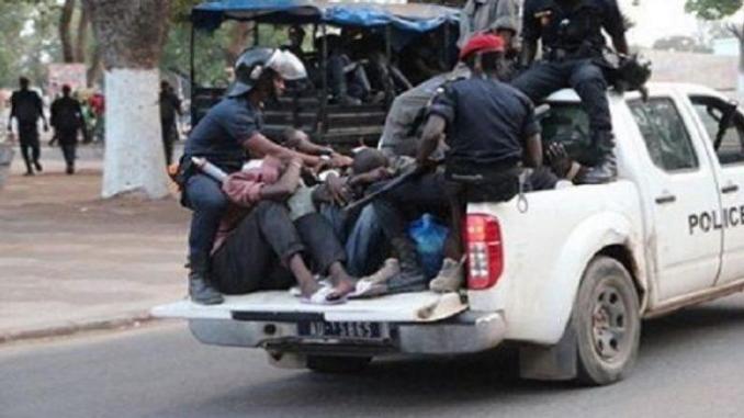 police-arrestation-au-senegal
